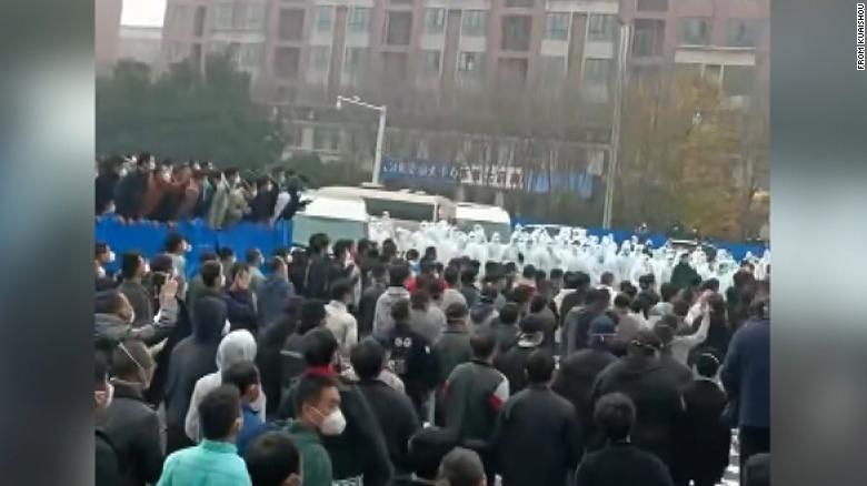 Video shows workers clash with police at world's largest iPhone assembly factory 