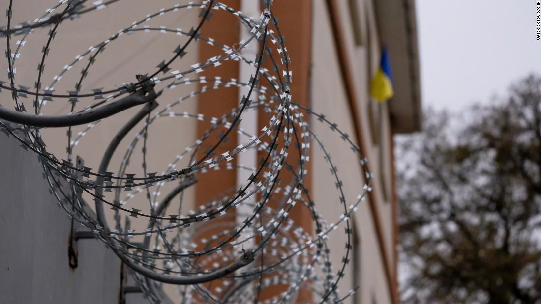 Russische Folter: ein staatlich geplantes Folterzentrum in Cherson, sagen Anwälte