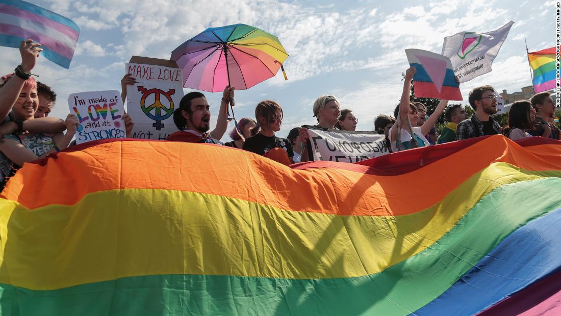 Russia's State Duma passes amendments to 'LGBT propaganda' law