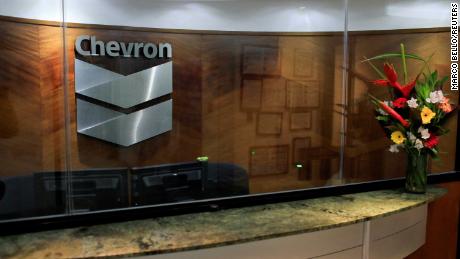 The Chevron logo is seen at the company&#39;s office in Caracas, Venezuela, on April 25, 2018.