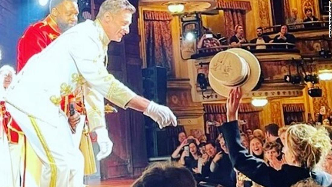 Nicole Kidman stuns Broadway crowd with generous bid for Hugh Jackman's hat