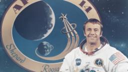 Kisah nyata yang luar biasa saat seorang astronot bermain golf di bulan