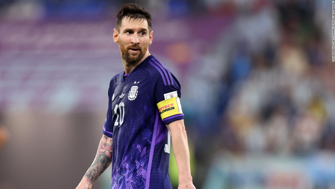 Argentina star Lionel Messi poses with Pumas shirt on social media - AS USA