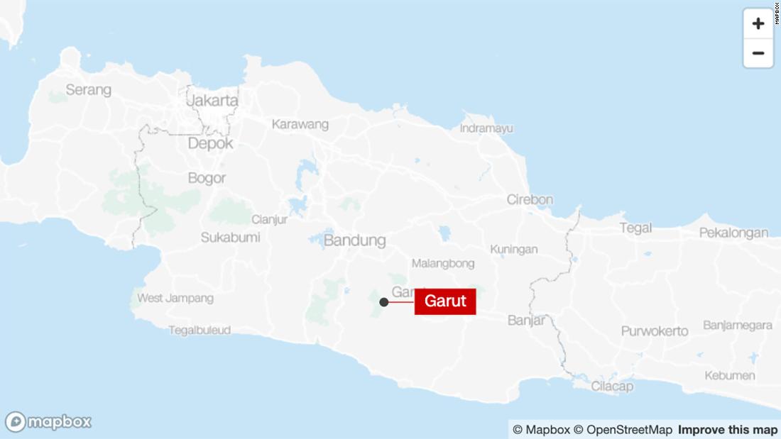6.1-magnitude earthquake strikes Indonesian island of Java