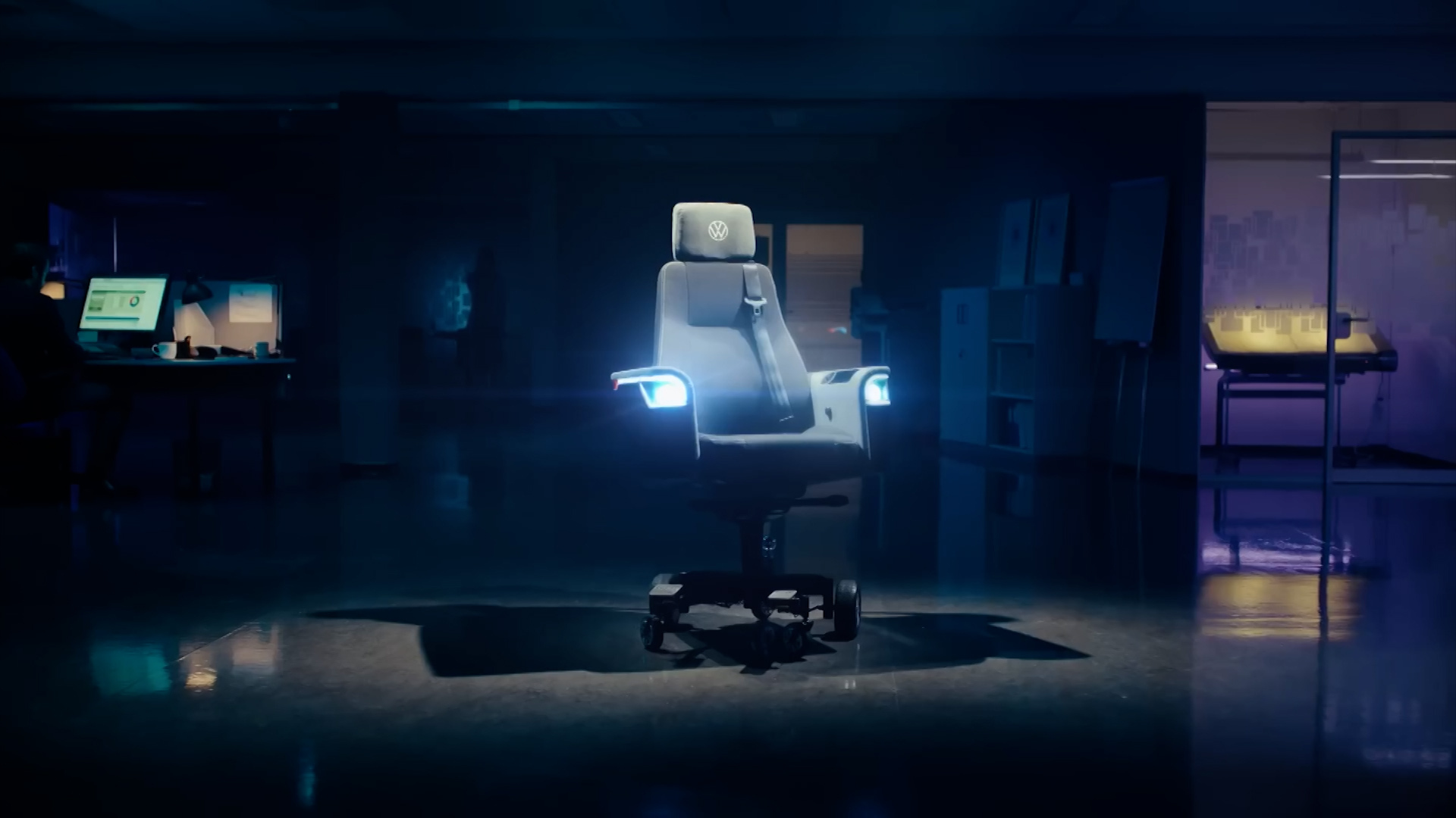 Apéndice software presentar Mira la silla de oficina de Volkswagen que pondría celoso incluso al  capitán de 'Star Trek' - CNN Video