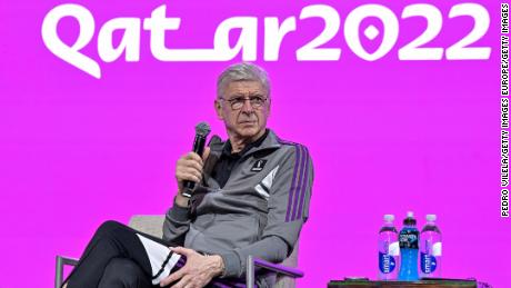 Arsène Wenger claims teams who focused on &#39;competition&#39; rather than &#39;political demonstrations&#39; performed better at the World Cup