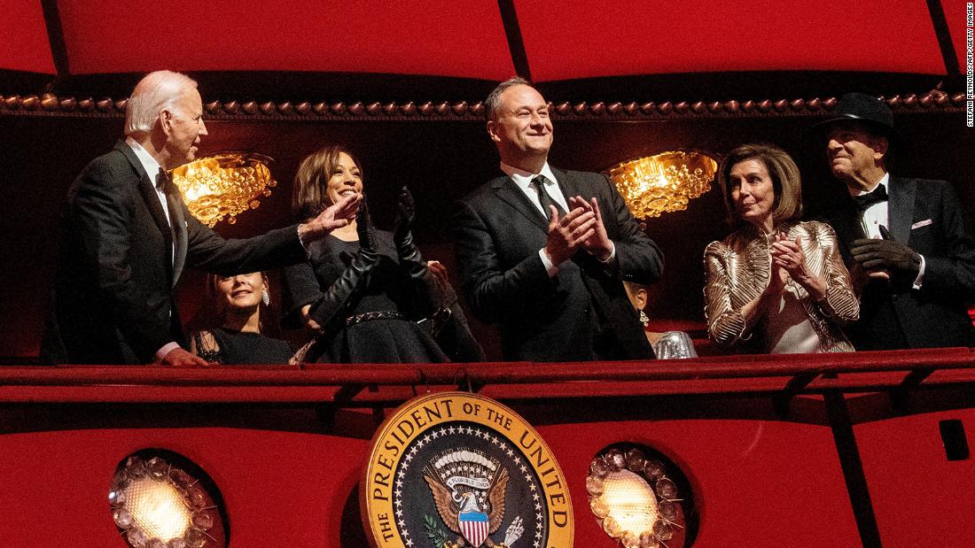 Paul Pelosi attends Kennedy Center Honors in first public appearance since attack
