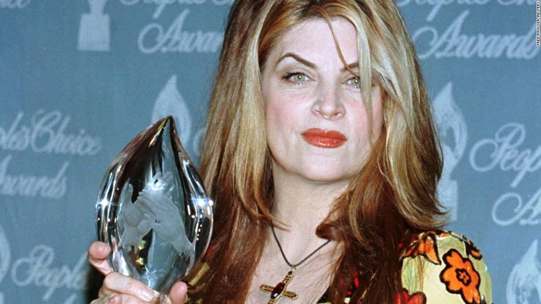 In 1998, Alley won the People&#39;s Choice Award for Favorite Female in a New Television Series for her role in &quot;Veronica&#39;s Closet.&quot;