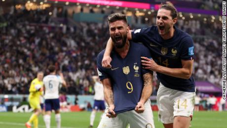 Giroud celebrates after scoring France&#39;s second goal against England.