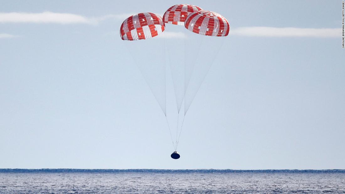NASA&#39;s Orion capsule splashes down off the coast of Baja California, Mexico, on December 11 after a successful 25.5-day mission.