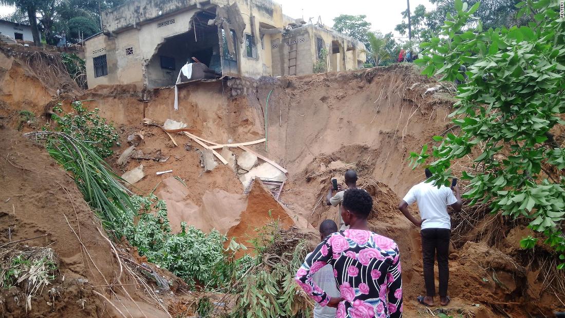 Floods kill at least 120 in Kinshasa