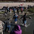 09 el paso migrants border gallery RESTRICTED