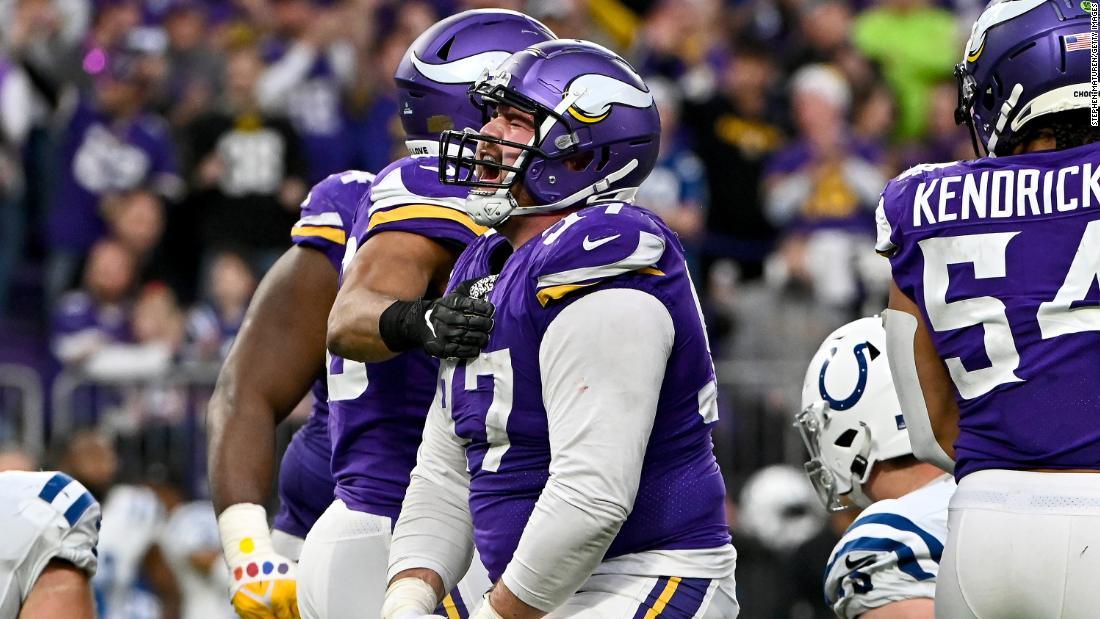 Vikings shock Colts with largest comeback in NFL history