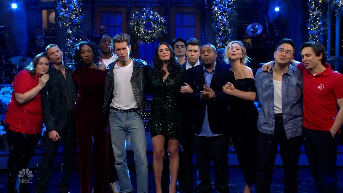 See the emotional moments from Cecily Strong's final SNL