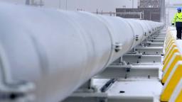 EU energy ministers agree to cap gas prices ahead of winter