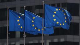 UE menyetujui pajak perbatasan karbon terbesar di dunia