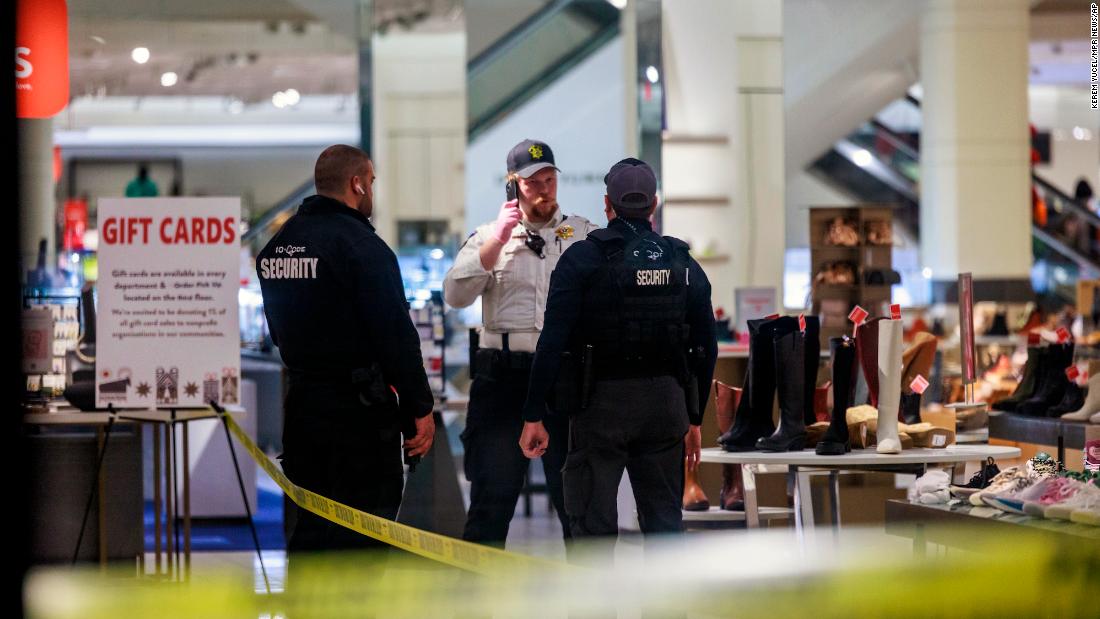 19-year-old killed in a shooting at the largest shopping center in the US