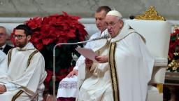 221224222524 pope francis christmas night 221224 hp video 'Do something good' this Christmas, Pope Francis says