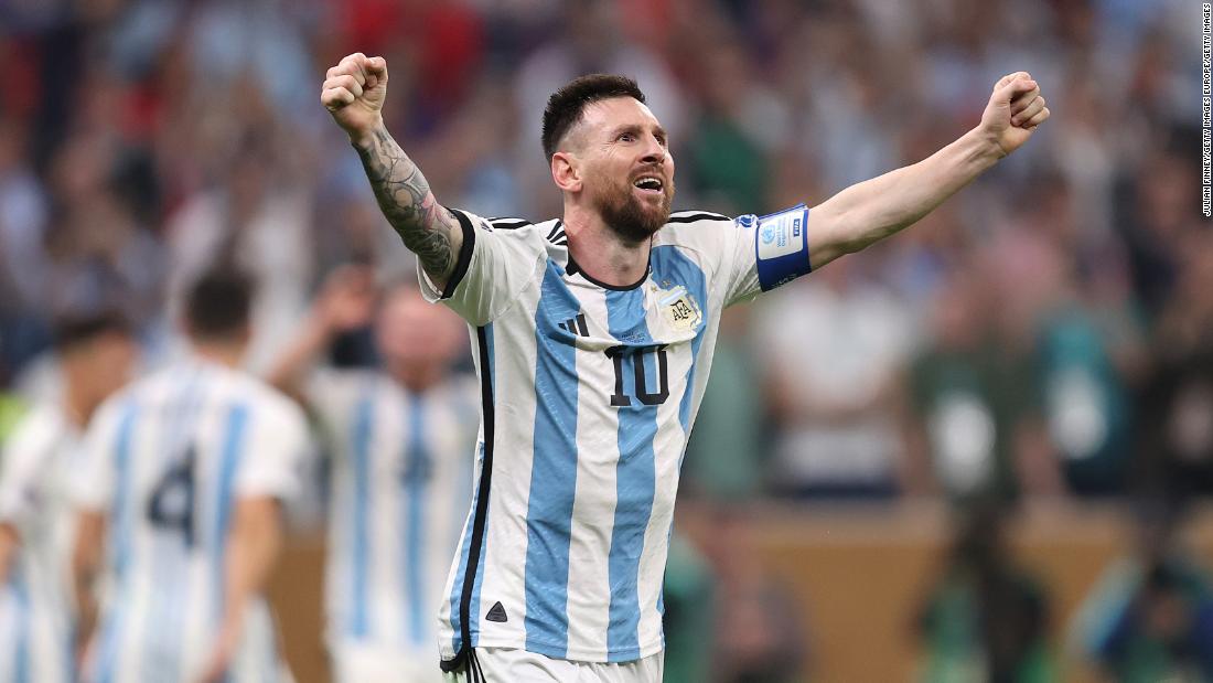 Lionel Messi returns to Paris Saint-Germain training after Argentina's  World Cup victory