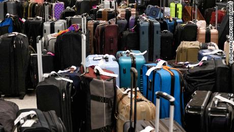 Southwest: Most bags &#39;reunited or on their way&#39; to passengers