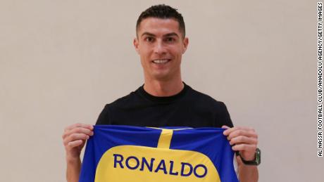  Cristiano Ronaldo has joined the Saudi Arabian club Al Nassr. The club tweeted a picture of Ronaldo holding up a yellow, No. 7 Al Nassr jersey.