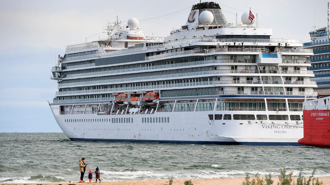 Australia cruise ship stopped for biofuel cleaning will compensate passengers