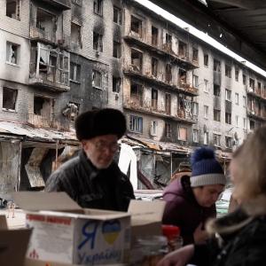 'We have nothing,' Ukrainians say as they line up to collect pensions despite shelling