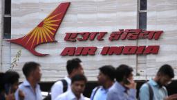 Penanganan Air India terhadap penumpang nakal dikritik oleh regulator