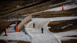230108082648 02 la molina warm restricted hp video FIS Para World Snowboard Championships: Lack of snow forces postponement of the 2023 competition