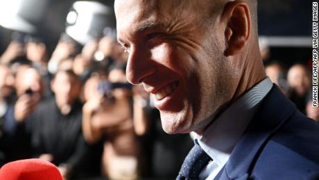 Zinedine Zidane poses upon arrival to attend the 2022 Ballon d&#39;Or France Football award ceremony at the Theatre du Chatelet in Paris on October 17, 2022.
