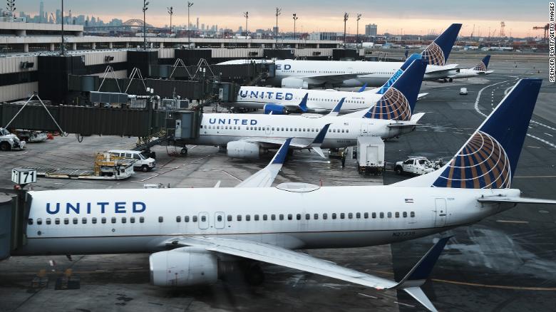 'Mega-impact': Flight analyst on historic nature of FAA pausing every domestic departure