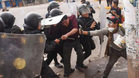 Protester killed in Peru as anti-government violence spreads to tourist city