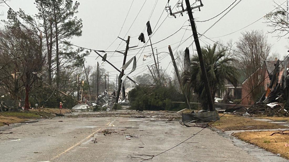 Live updates: Tornado watches in Alabama, Georgia and Southeastern states
