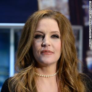 Reporter describes seeing Lisa Marie Presley days before death