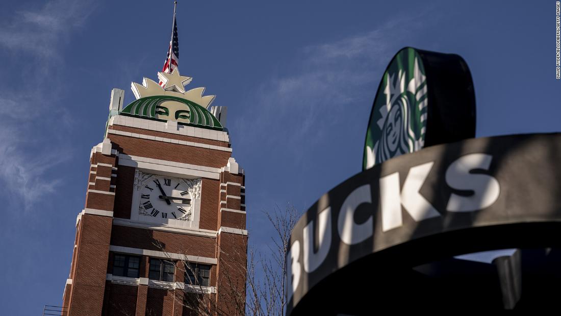 Starbucks Tells Corporate Employees To Return To Office 3 Days A Week ...