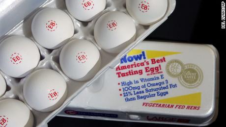 Surging egg prices mean record profits for largest US egg producer