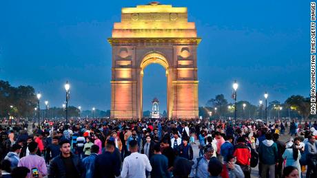 A huge crowd thronged India Gate on New Year&#39;s Eve on December 31, 2022 in New Delhi, India. 