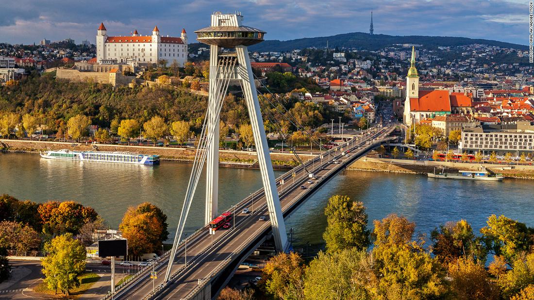 Photo of Bratislava: Budúce sovietske mesto je stále čerstvé a nové