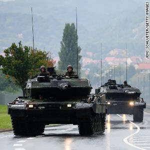 Analysis: Why Germany is struggling to stomach the idea of sending tanks to Ukraine