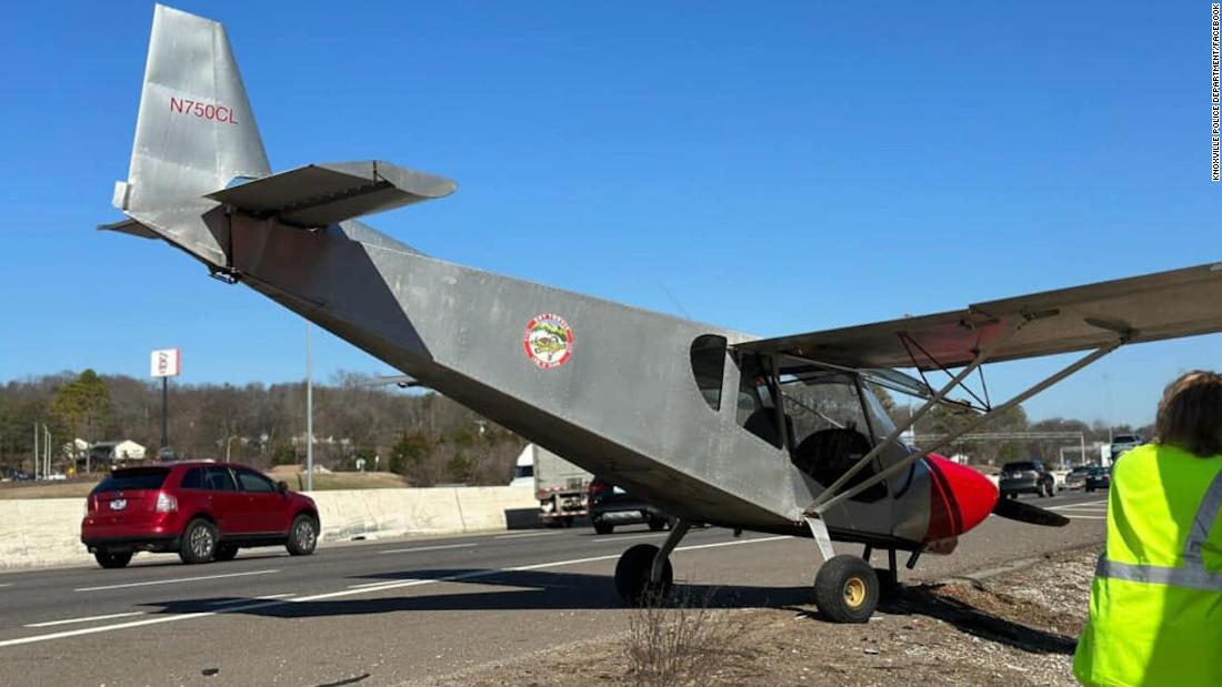 Plane makes emergency landing on interstate in Knoxville, Tennessee