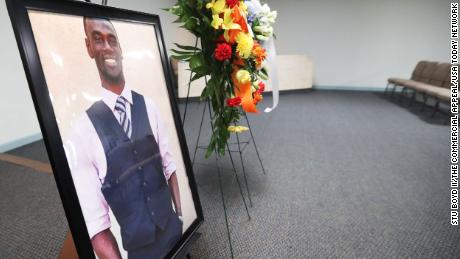 Tyre Nichols&#39; family attorney says video shows police beating Nichols like a &#39;human pinata&#39;