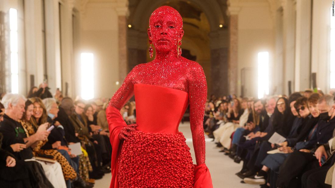 Doja Cat Was Covered in 30,000 Swarovski Crystals at the Schiaparelli  Spring 2023 Couture Fashion Show—See Pics