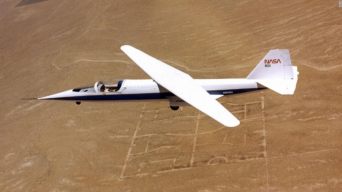 When NASA tested a plane with a pivoting wing