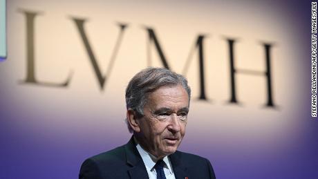 LMVH head Bernard Arnault announces the group&#39;s 2022 results at the LVMH headquarters in Paris on January 26, 2023