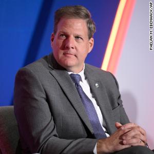 New Hampshire GOP governor says he's considering 2024 White House bid