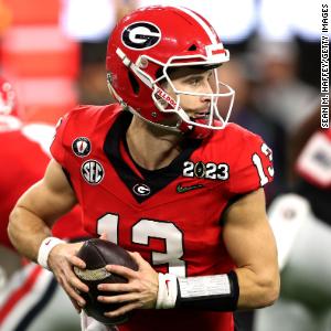 Police: Star UGA quarterback Stetson Bennett arrested in Texas for public intoxication