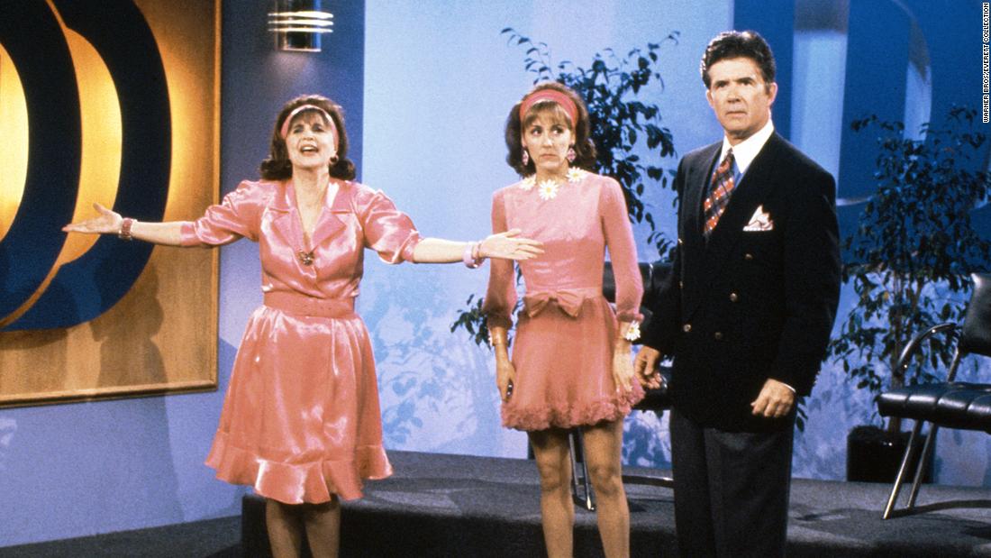 Williams, Cynthia Stevenson and Alan Thicke appear in the television series &quot;Hope &amp;amp; Gloria,&quot; in 1996.