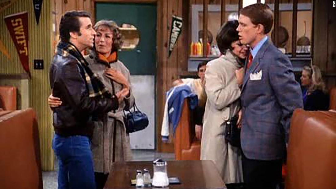 Howard, Penny Marshall, Henry Winkler and Williams on set of the sitcom &quot;Happy Days&quot; in 1974.