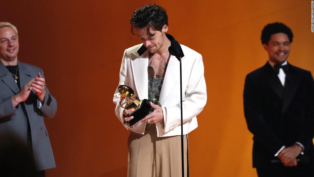 Harry Styles accepts the Grammy for album of the year (&quot;Harry&#39;s House&quot;) at the end of Sunday night&#39;s show. &quot;This is really, really kind. I&#39;m so, so grateful,&quot; &lt;a href=&quot;https://www.cnn.com/entertainment/live-news/grammy-awards-2023/h_fce591080a259494c1de11806f58b0b9&quot; target=&quot;_blank&quot;&gt;he said while accepting the award&lt;/a&gt;.