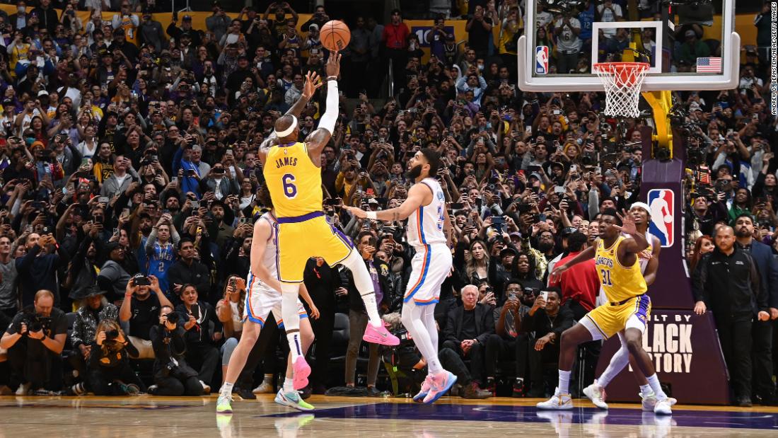 LeBron breaks the NBA all-time scoring record, surpassing Kareem Abdul-Jabbar - CNN